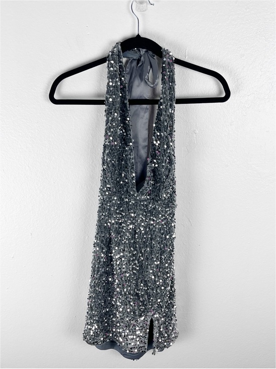 Selfie Leslie Dresses & Skirts - SELFIE LESLIE Gray Sequins Halter Top Low Back Mini Dress Medium Party Date Boho